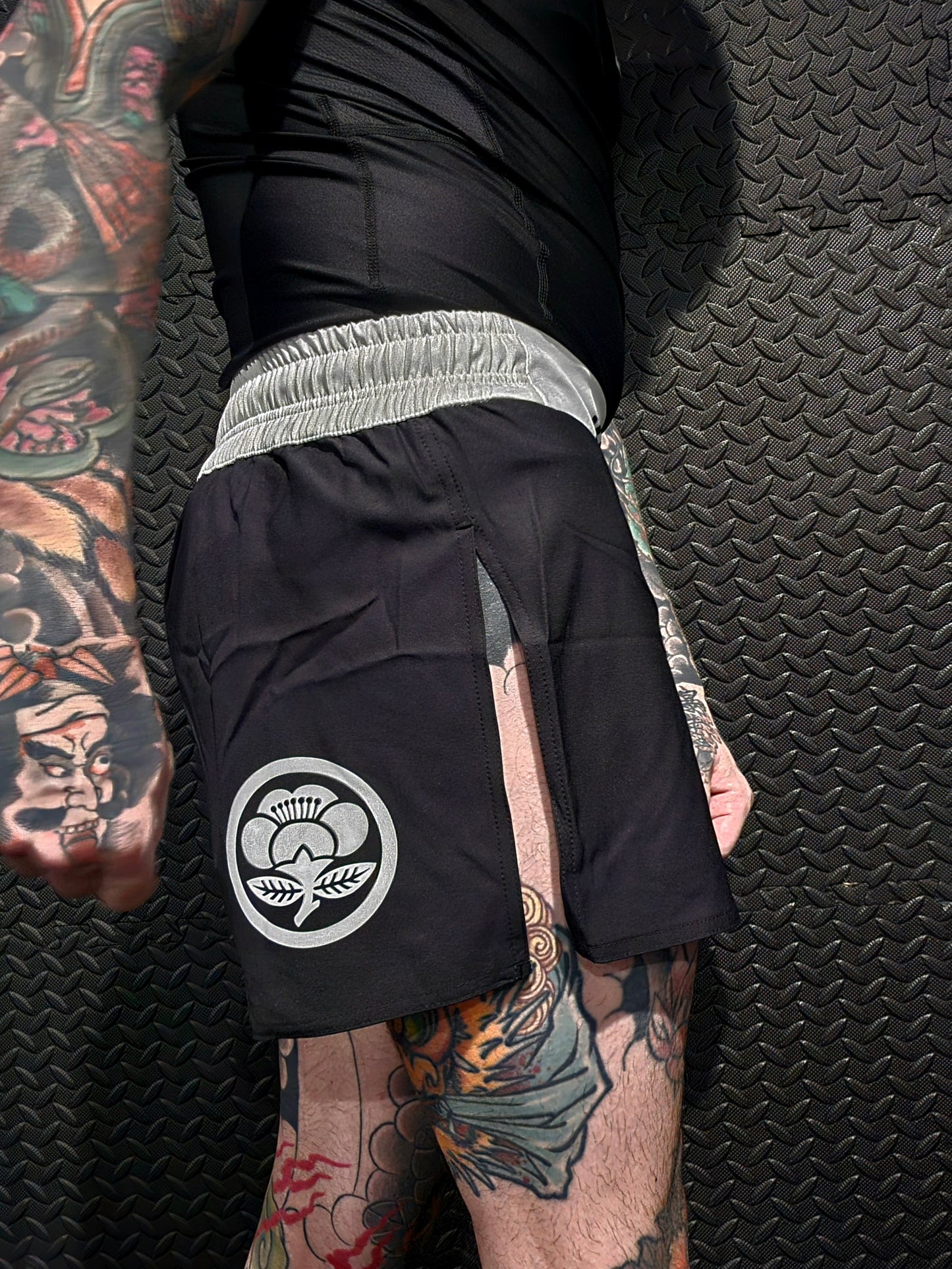 KAIZEN Obsidian Gladiator Shorts