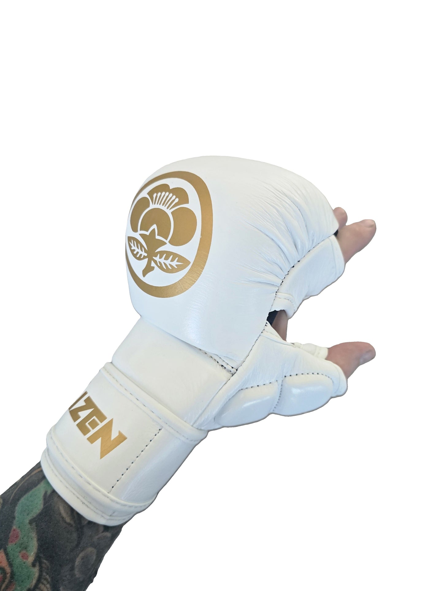 KAIZEN IMPROVEMENT SERIES WHITE/GOLD 7OZ SPARRING MMA GRAPPLING GLOVES
