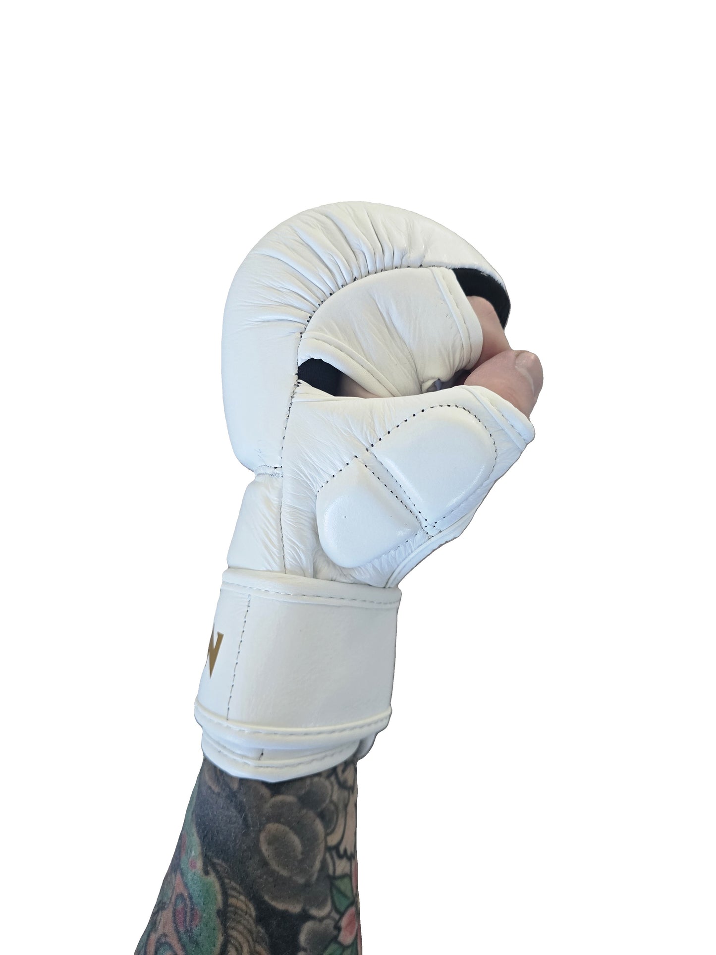 KAIZEN IMPROVEMENT SERIES WHITE/GOLD 7OZ SPARRING MMA GRAPPLING GLOVES